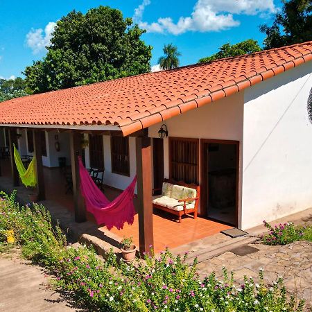 Hotel Mami Vilma Robore Exterior photo