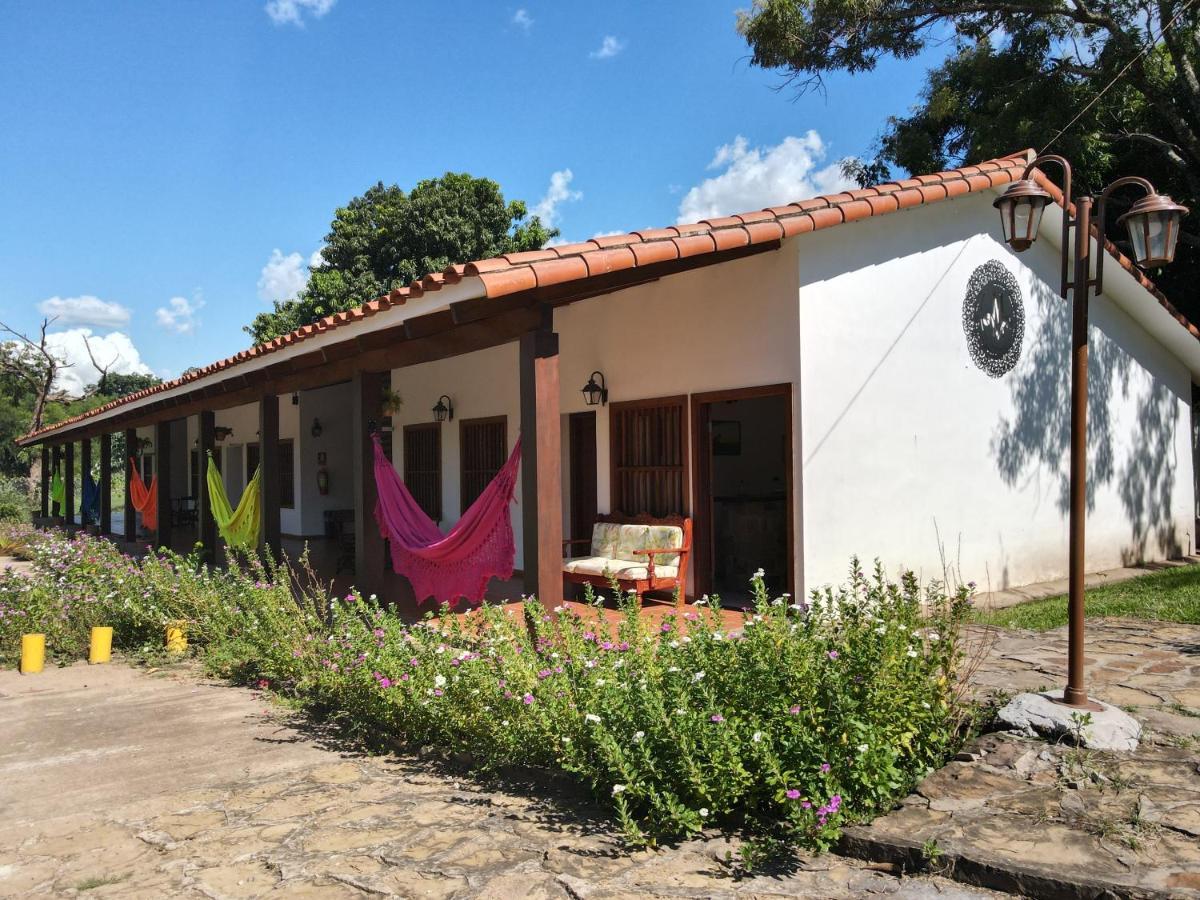 Hotel Mami Vilma Robore Exterior photo