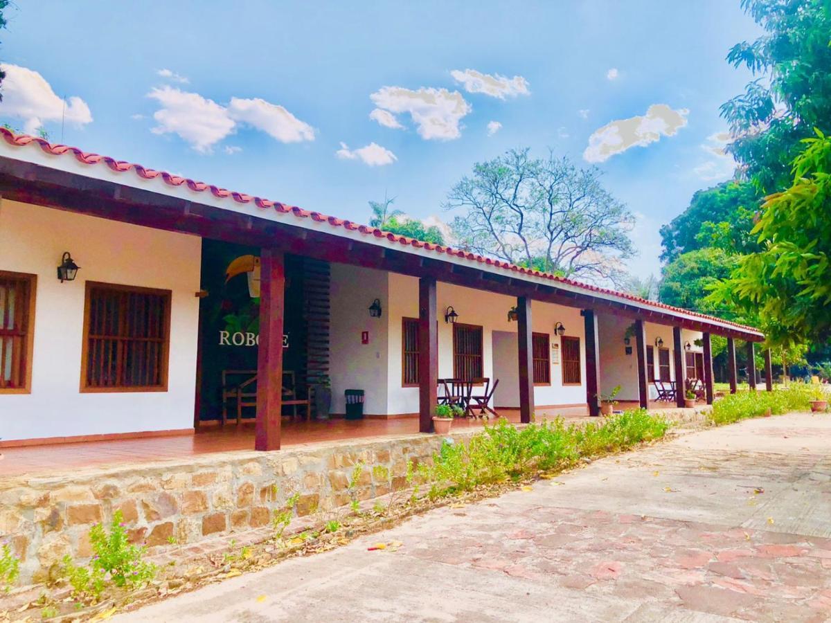 Hotel Mami Vilma Robore Exterior photo